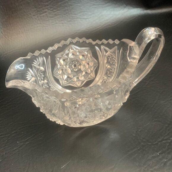 Gravy Sauce Serving Boat Cut Glass Crystal Handle Pour Spout 6 Inches Long 8 Oz - Picture 1 of 5